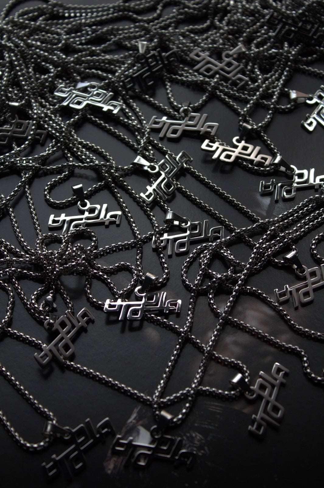 STAINLESS STEEL CHAINS