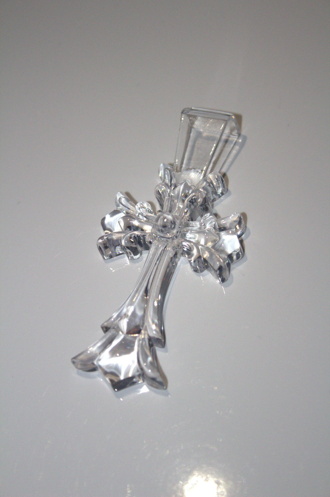 CROSS PENDANT